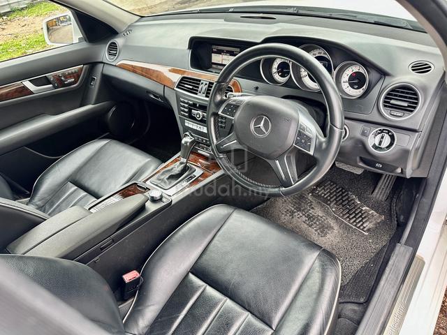 2012 Mercedes Benz C200 CGI BlueEFCY - 5
