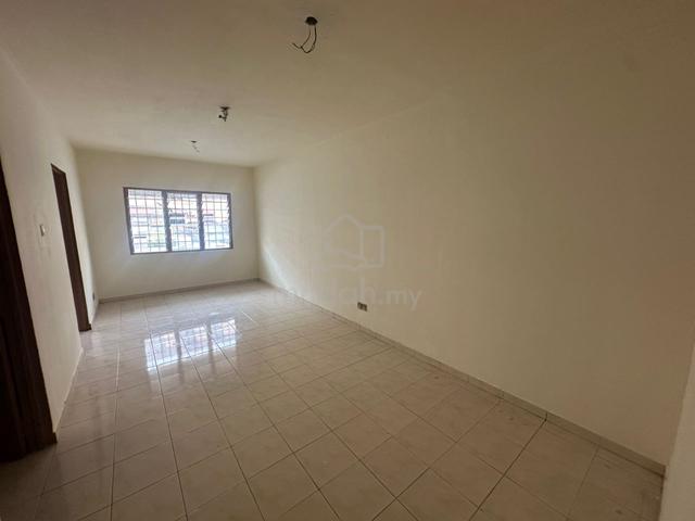 Apartment Idaman 1
