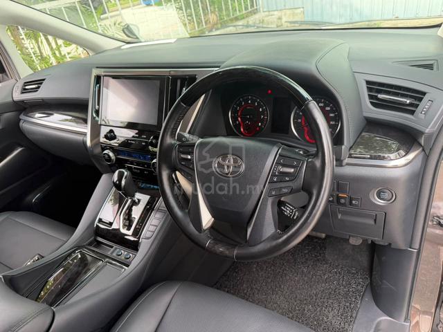 2022 Toyota Alphard 2.5 Sc 3 LED SUNROOF L/SEAT - 5