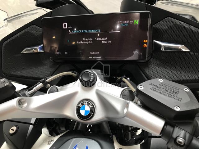 Carousel Image