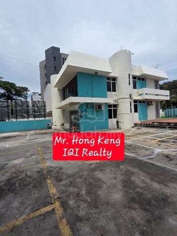 Prime location Double Storey Bungalow for RENT at Pulau Tikus, Penang 1