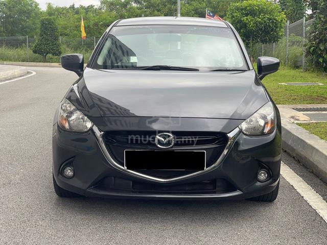 REG16 Mazda 2 1.5 SKYACTIV HATCHBACK (A) 1 OWNER - 4