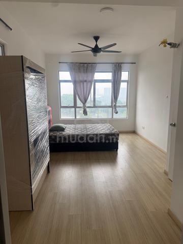 Midas 1