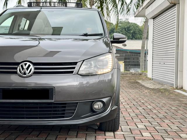 Volkswagen CROSS TOURAN 1.4 TSI (A) SUNROOF 2012 - 4