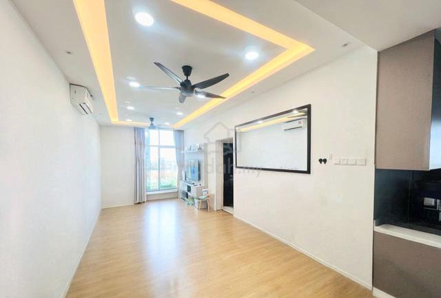 Lakefront Homes @ Cyberjaya 1