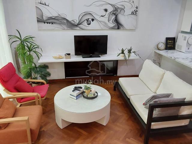 The Suites @ Waterside (Straits Quay) 1