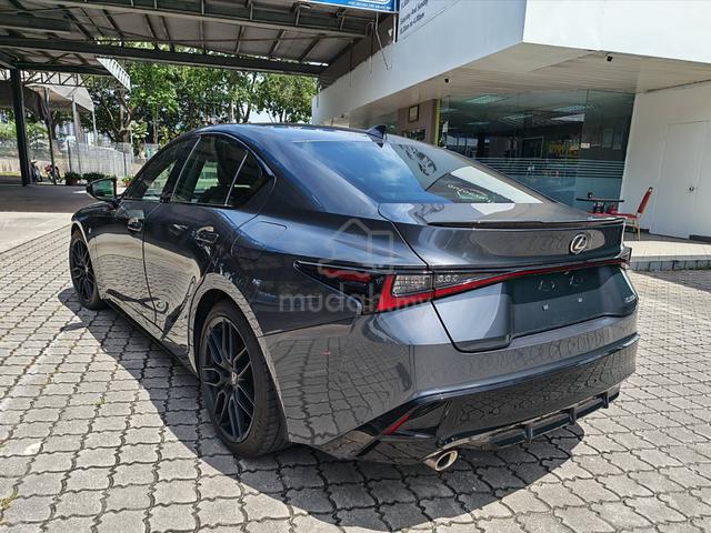 2023 Lexus IS300 2.0 F-SPORT MODE BLACK III (A) - 4