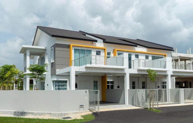 Freehold Double Storey Terrace for Sale, Taman Krubong Heights, Melaka 1