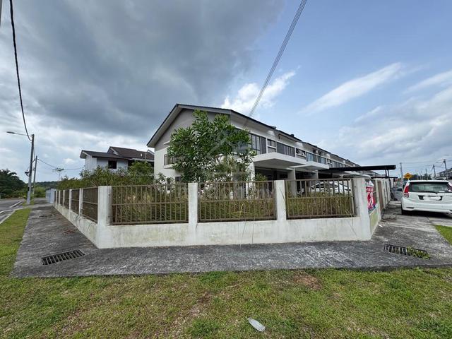 Taman Saujana Jaya / 2-Storey Terrace / For Rent / Corner Lot 1