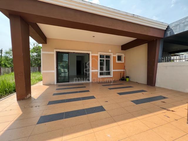 Corner Lot Single Storey Semi-D, Bandar Warisan Puteri, Seremban 1