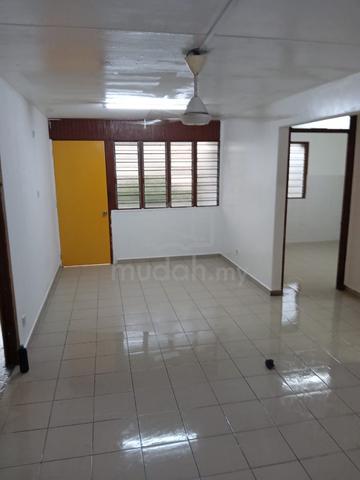 Flats at 1st Floor For Sale in Bandar Sultan Suleiman Port Klang 1