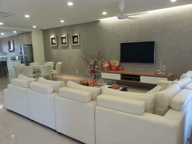Tastefully Renovated Superlink Lake Edge Kota Kemuning 1