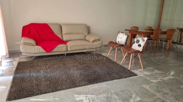 FOR RENT ! 2 Storey House, Taman Bukit Ampang 1