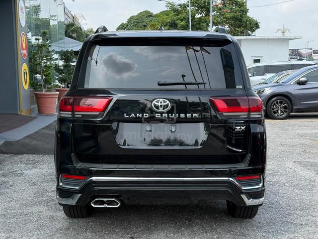 2023 Land CRUISER 3.4 ZX BLACK INTERIOR COOL BOX - 5