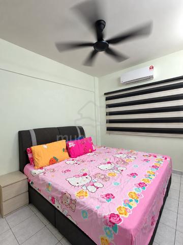 Master Bedroom With Attached Bathroom For Rent, Karpal Singh Drive 1