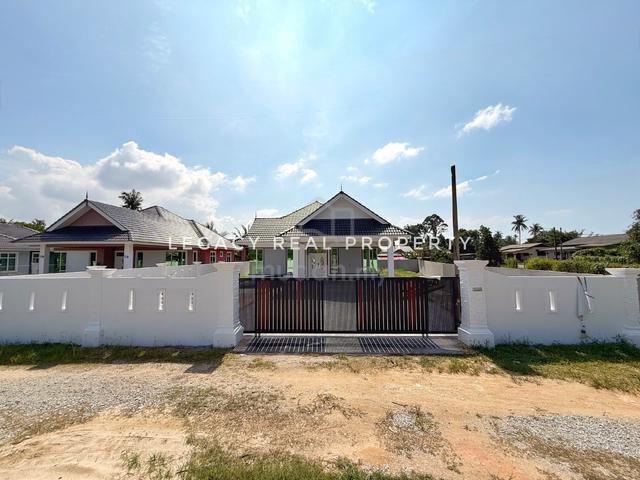 Banglo Besar Design Modern 1 Tingkat Di Kg. Budi, Kedai Lalat 1