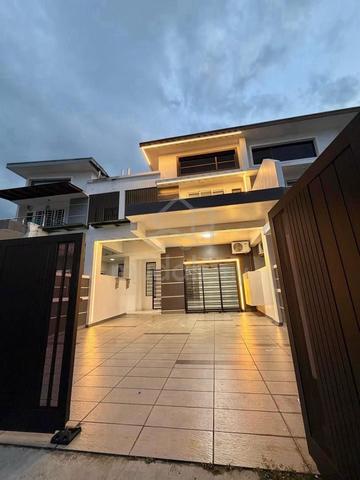 Bestari Indah Lily 2sty 20*70 G&G Full Reno Freehold Ulu Tiram 1