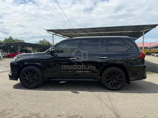 2016 Lexus LX570 5.7 (A) - 5