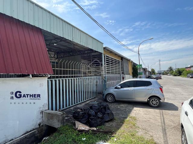 1.5 Storey Semi-Detached Factory For Rent, Menglembu 3
