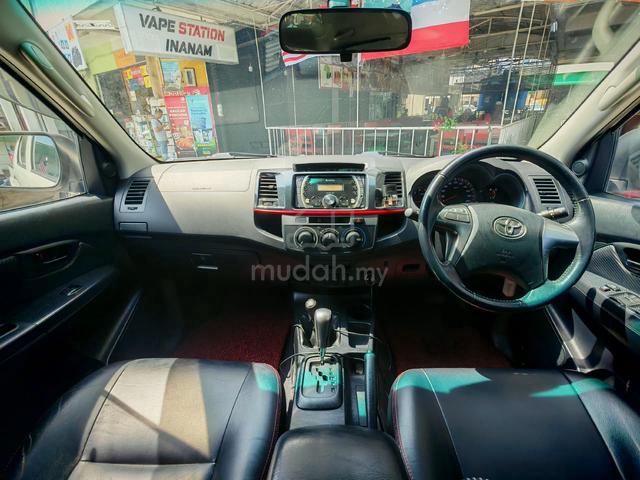 2015 Toyota HILUX 3.0 G TRD SPORTIVO MY14 KUN26R - 3