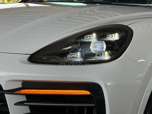 2022 PoRSCHE CAYENNE SUV - 3