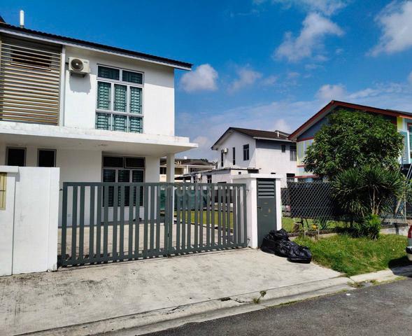 FULLY FURNISHED! Endlot Double Storey Taman Mutiara Rini, Skudai Johor 1