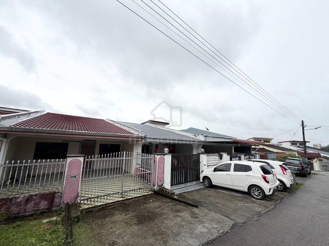 Taman Johor Single Storey Paradigm Mall 1
