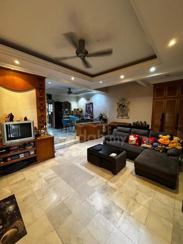 Freehold Double Storey Terrace House Bukit Jelutong U8 Shah Alam 1