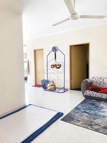COUNTRY HEIGHT APARTMENT - Phase 3 Penampang 1