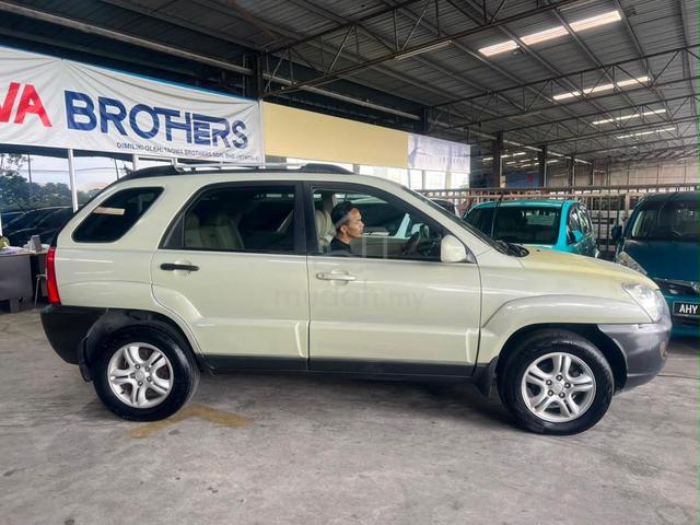 2005 Kia SPORTAGE 2.0 FACELIFT (A) - 2