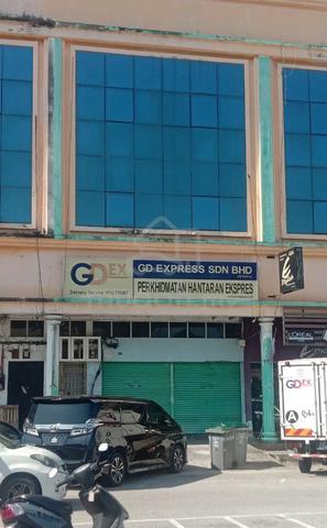 Prime Ground Floor Shop Lot For Rent In Muar Town 1