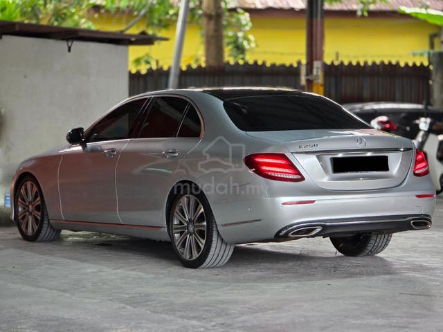 (LoanKedai) 2017 Mercedes Benz E250 2.0 Avantgarde - 5