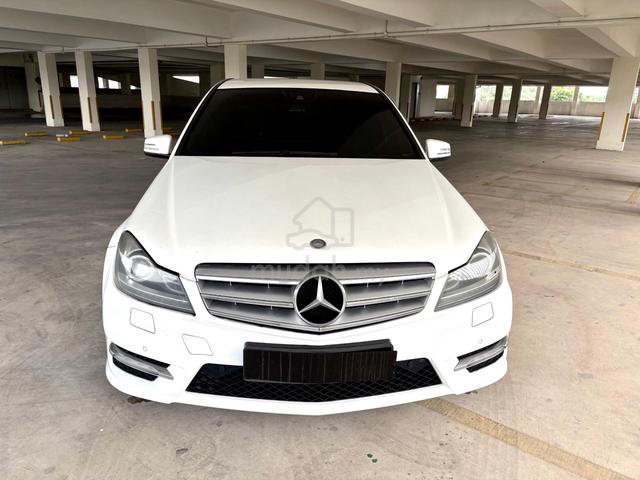 2011 Mercedes Benz C180 AMG - 3