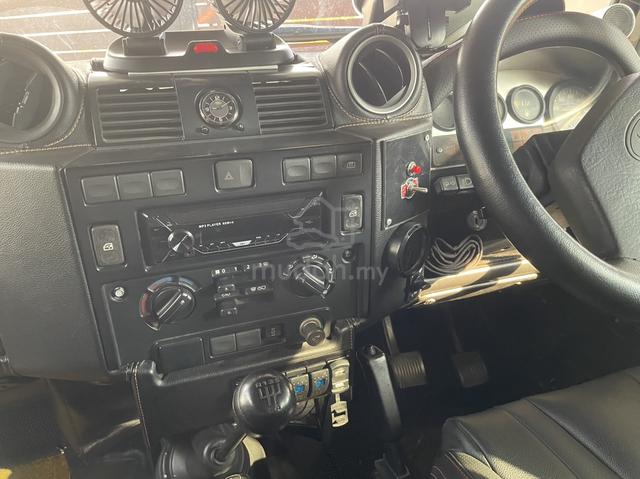 1995 Land Rover DEFENDER 2.5 110 (M) - 3