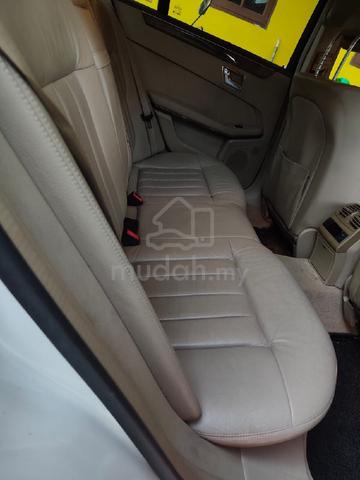 Mercedes E200 1.8cc - 4
