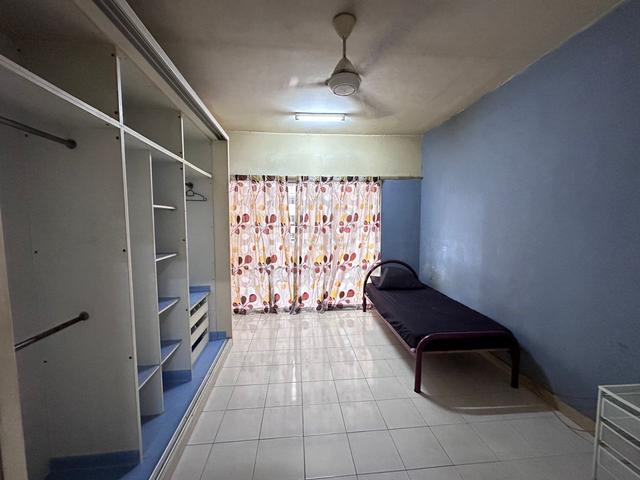 Big Room for Rent - Cengal Condo, Permaisuri, Cheras 1