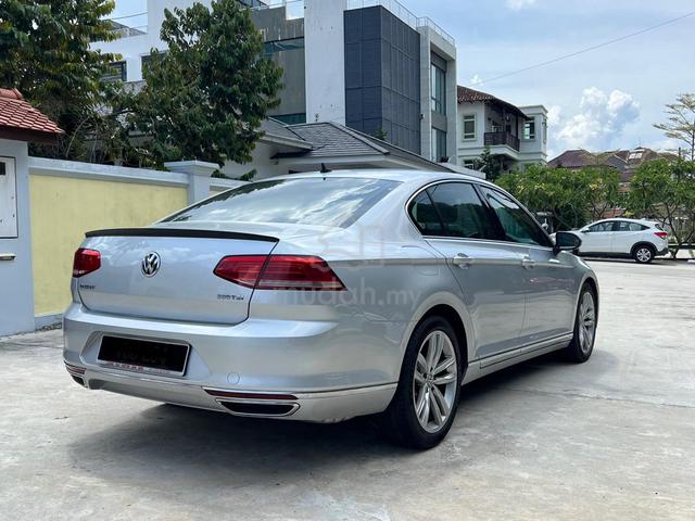 2017 Volkswagen PASSAT 2.0 HIGHLINE/ F.Loan/ 3yWrt - 4