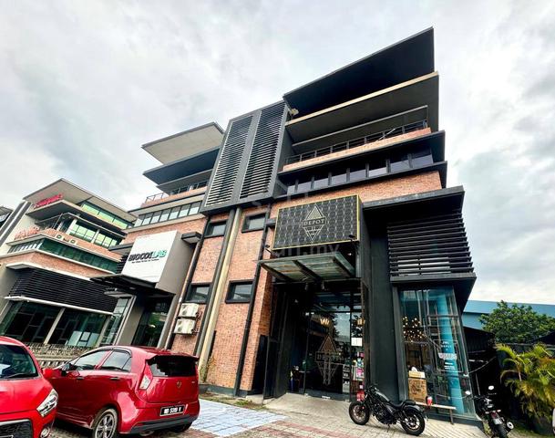 3.5 Storey Semi D Factory With Lift I32 Puchong 1