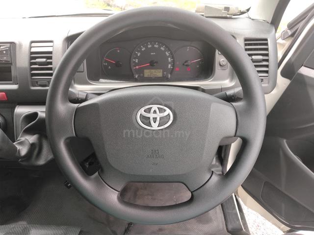 2014 Toyota HIACE PANEL VAN 2.5 (M) DIESEL - 5