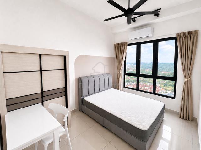 THE JALIL, PUNCAK JALIL, Medium Room w/ Living Room Sofa! 1