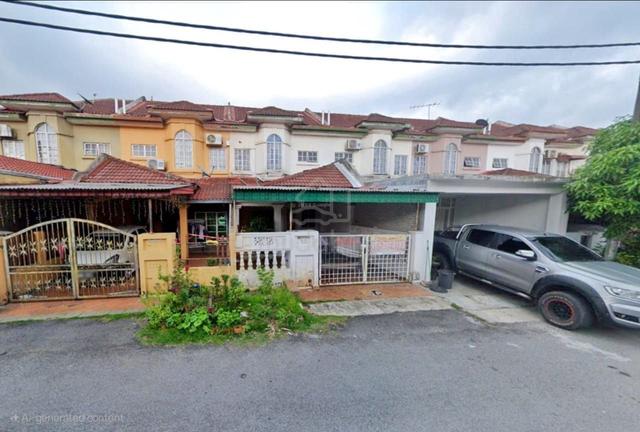 NICE UNIT+MURAH 2 Storey Banyan , Bandar Putera Klang 3