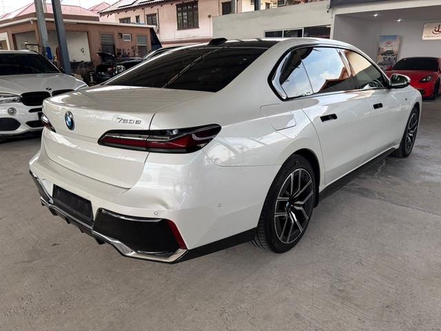 2023 Bmw 750e 3.0 xDRIVE PURE EXCELLENCE MY23 G70 - 3