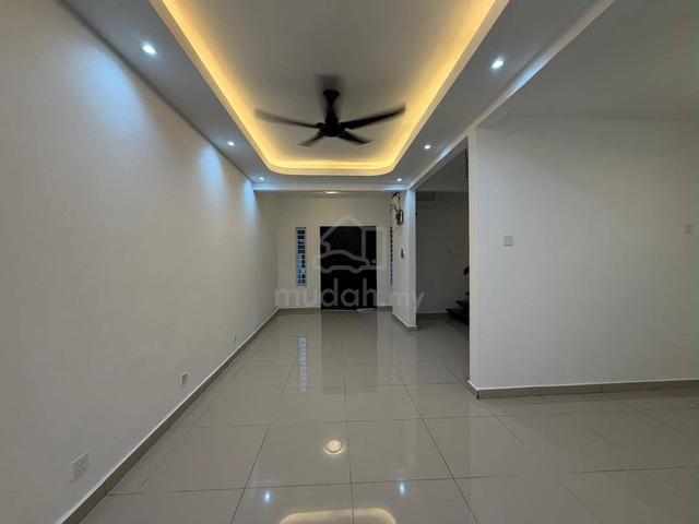 [[RENOVATED MOVE IN]] 2 Storey Terrace House, Bukit Sentosa, Bakawali 1
