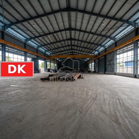 Kampung Jawa Factory for Rent, 1000 amp, Overhead Crane 1