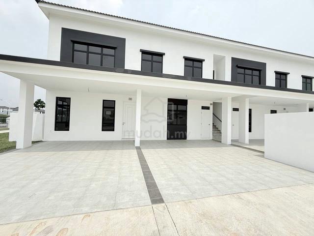 Eco Tropic Fieldsgate Co-Home (Town House) Ground Floor Unblock View 1