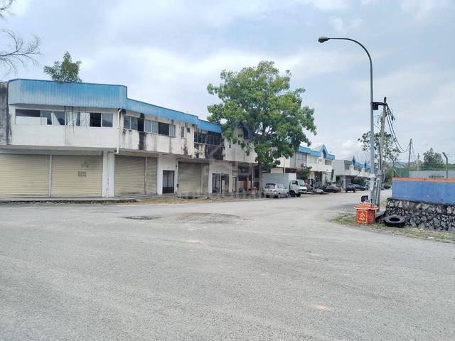 Villaraya Semenyih 1.5 Storey.30x80 Terrace Factory For Rent 1
