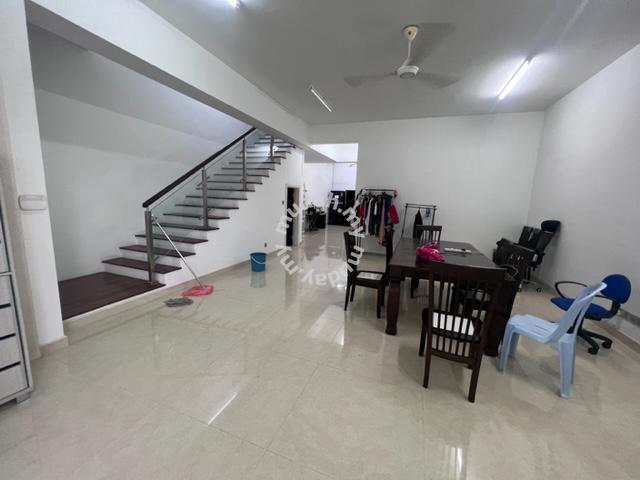 3 Storey House, Taman Taming Indah 2, Bandar Sungai Long 1