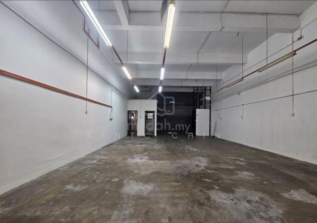 Bukit serdang pbs 2 Storey factory warehouse with cargo lift 1