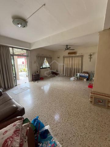 2 Storey Double Storey End Lot @ Taman Pelangi for Sale!! 1