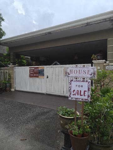 Fully Renovated Family House 1
